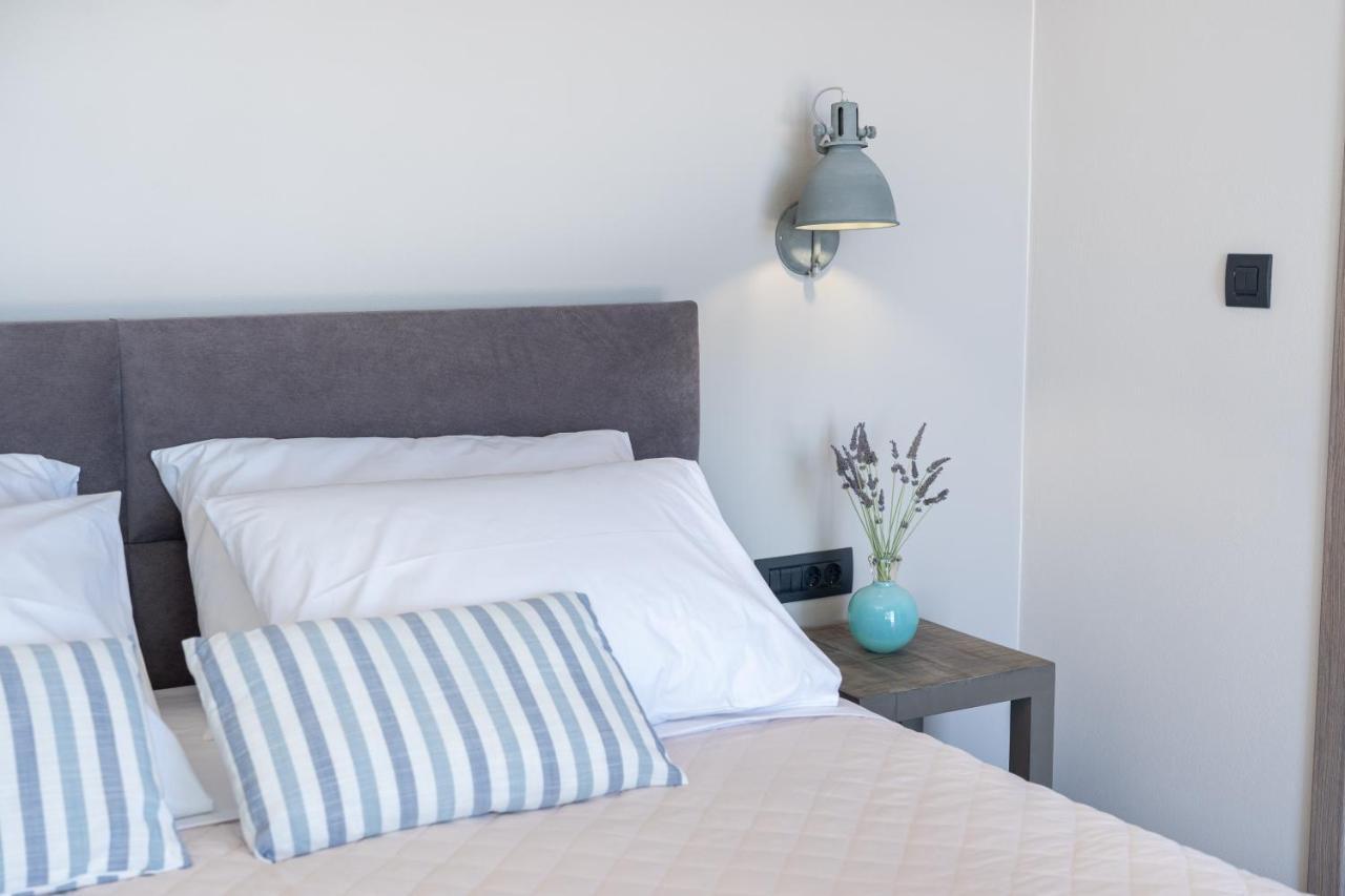 Villa Shades Of Blue Trapezaki  Bagian luar foto