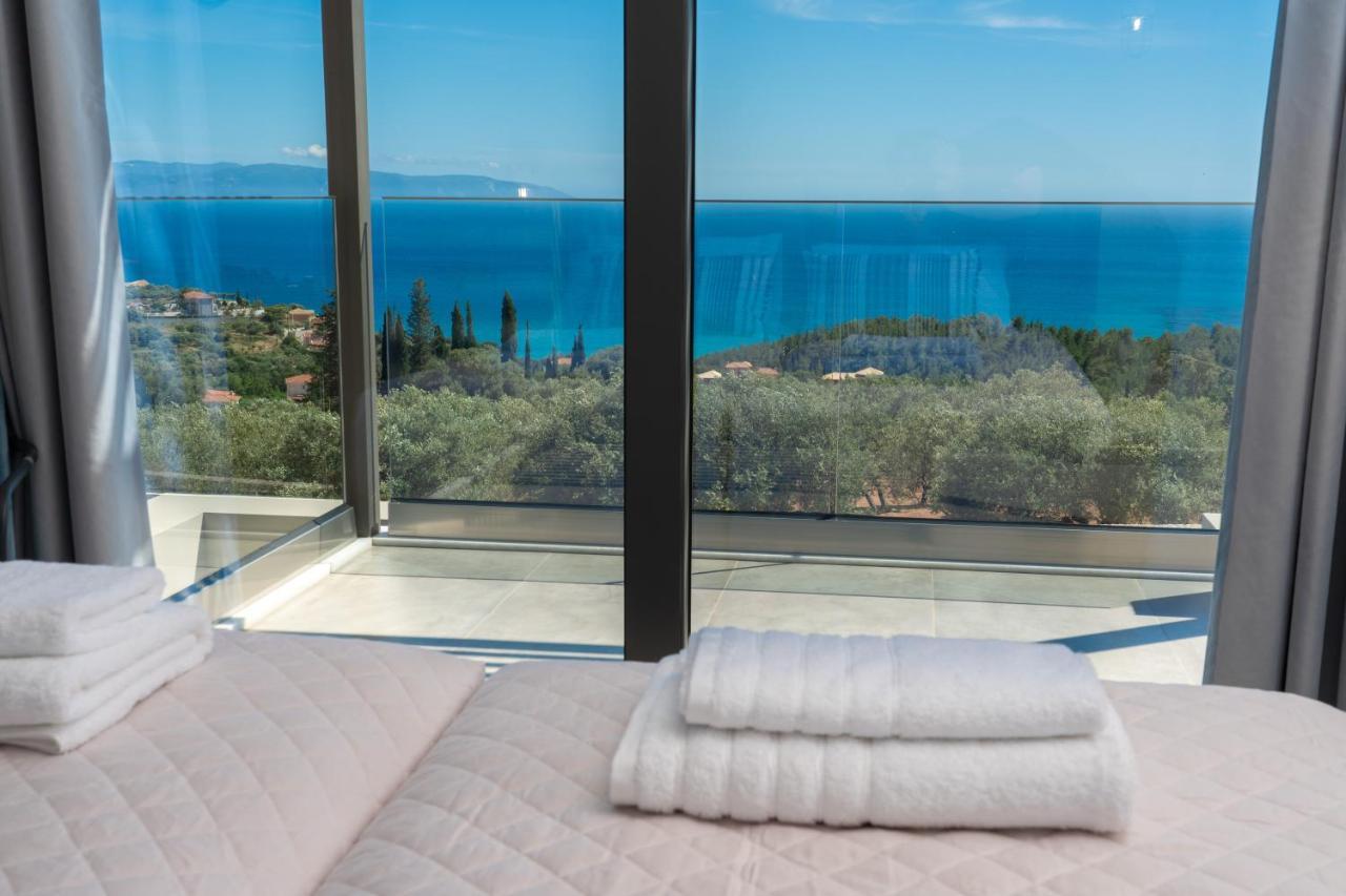 Villa Shades Of Blue Trapezaki  Bagian luar foto