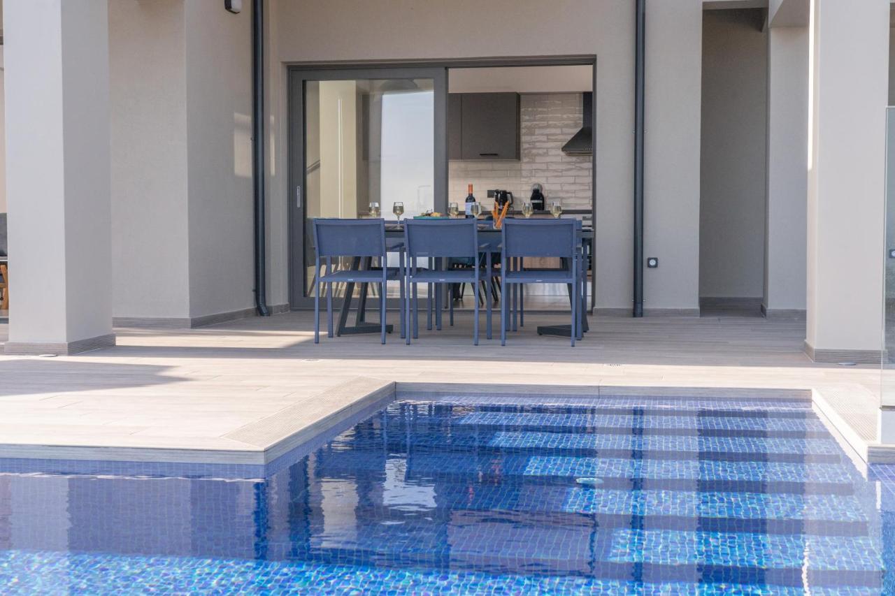 Villa Shades Of Blue Trapezaki  Bagian luar foto