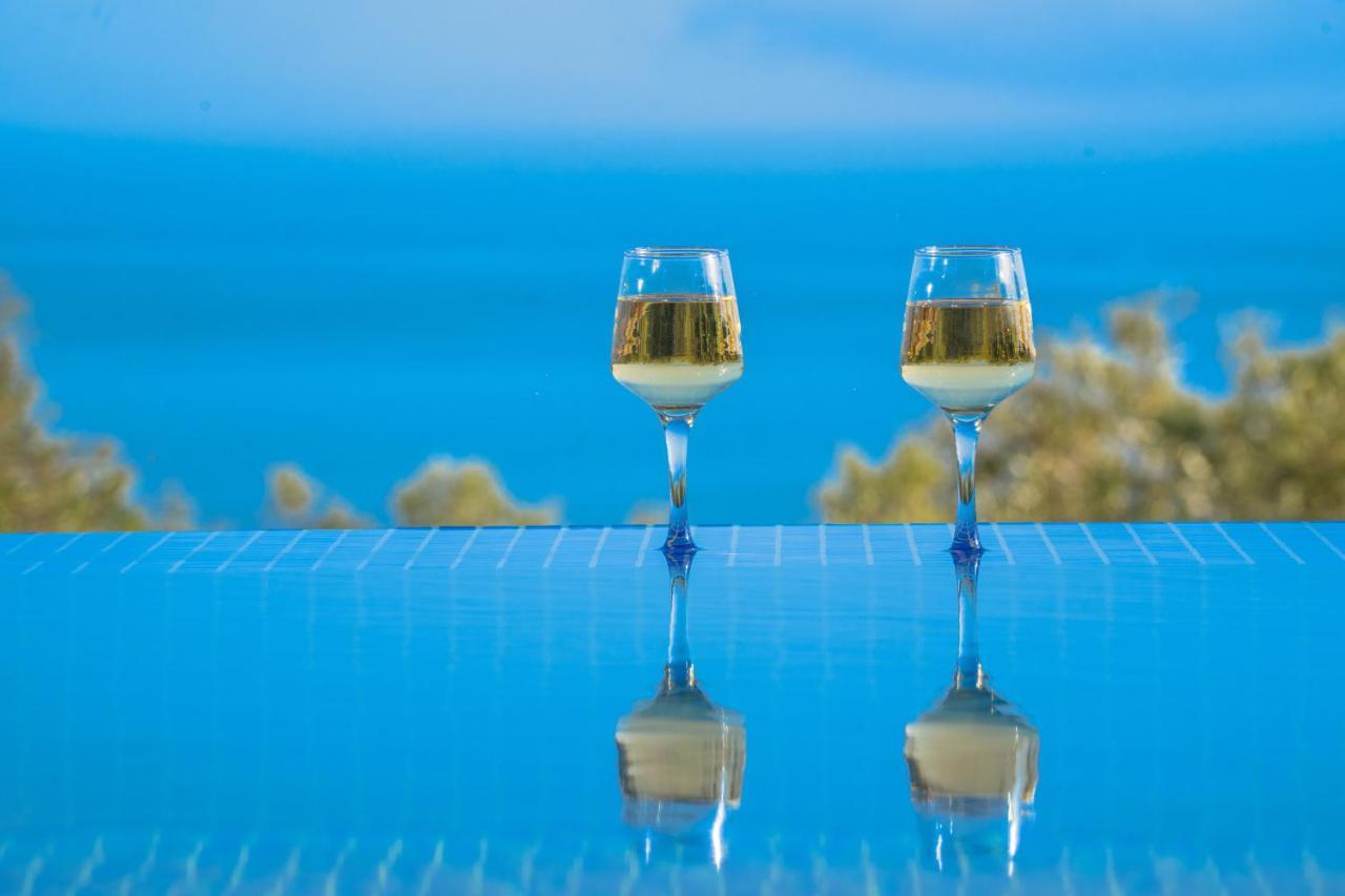 Villa Shades Of Blue Trapezaki  Bagian luar foto