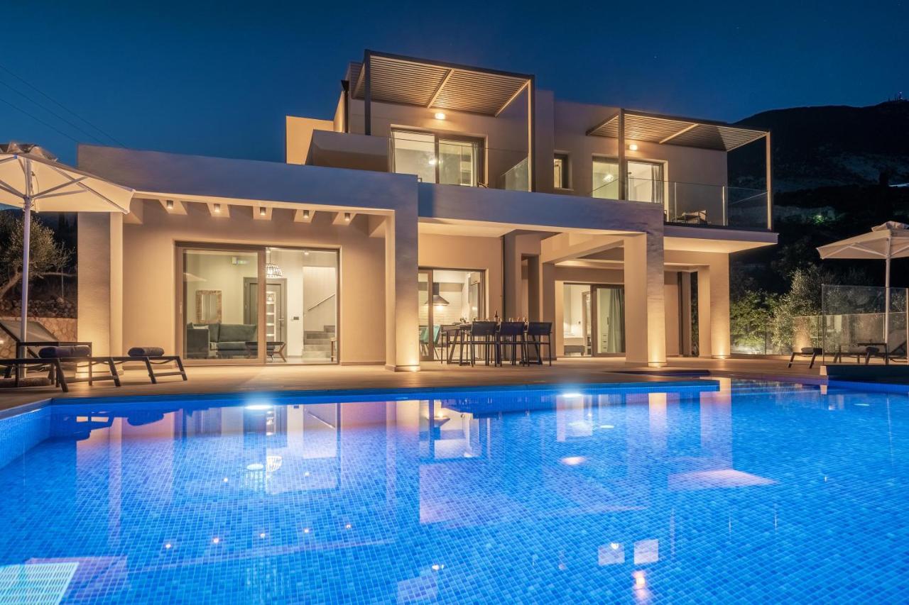 Villa Shades Of Blue Trapezaki  Bagian luar foto