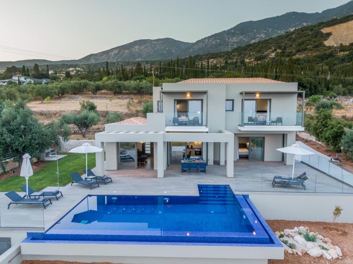 Villa Shades Of Blue Trapezaki  Bagian luar foto