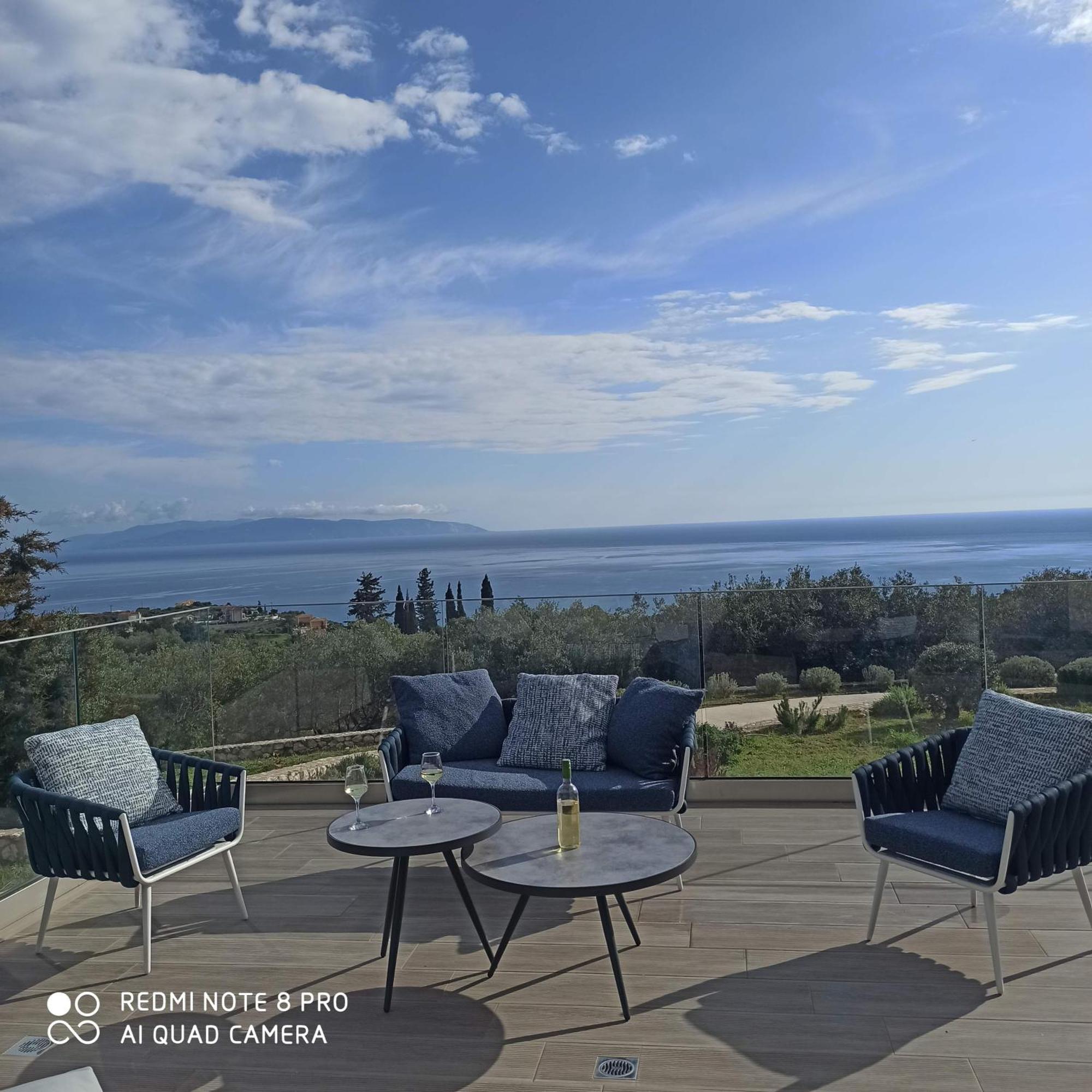 Villa Shades Of Blue Trapezaki  Bagian luar foto